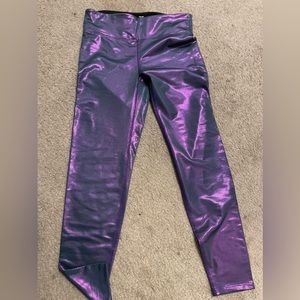 Heroine sport Marvel legging . Size Large. NWOT.